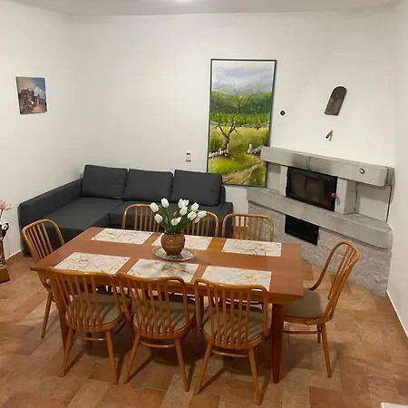 Hisa Pod Slavnikom Apartament *
